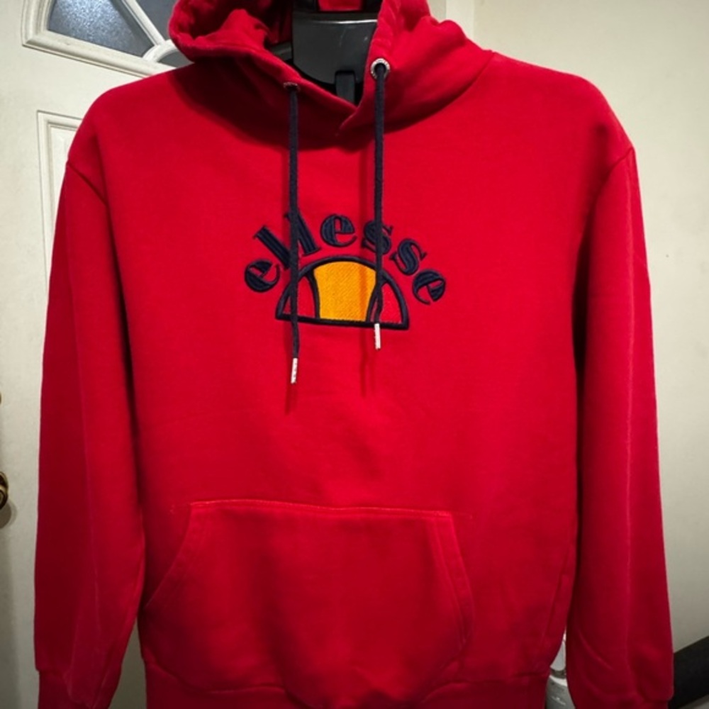 Ellesse Hoodie I Unisex I Vibrant Red Hoodie I Size M
